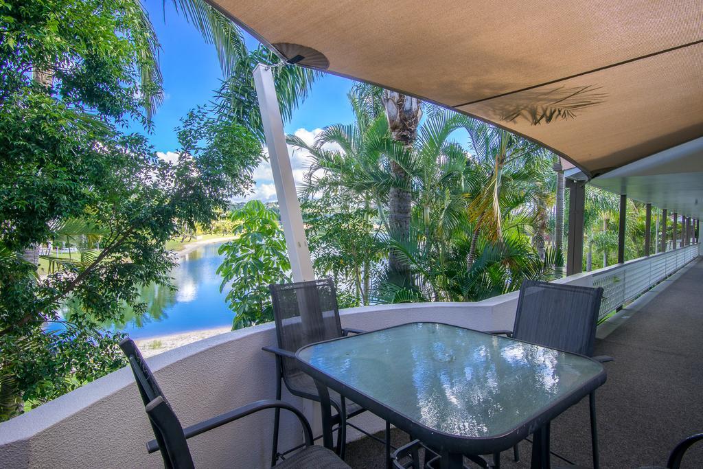 Bay Of Palms Hotel Gold Coast Kültér fotó